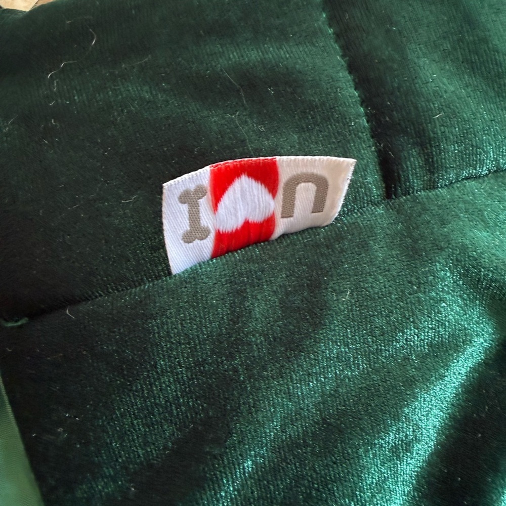 HomeGoods Emerald Green Velvet Dog Puffer Coat with Satin Bow Large Dog - Picture 3 of 3